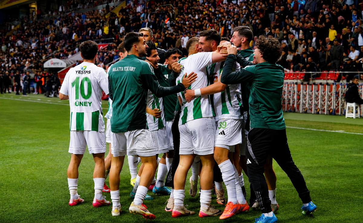 Finalin Adresi Belli Oldu: Yeşilyurtspor Ankara’da Sahaya Çıkacak