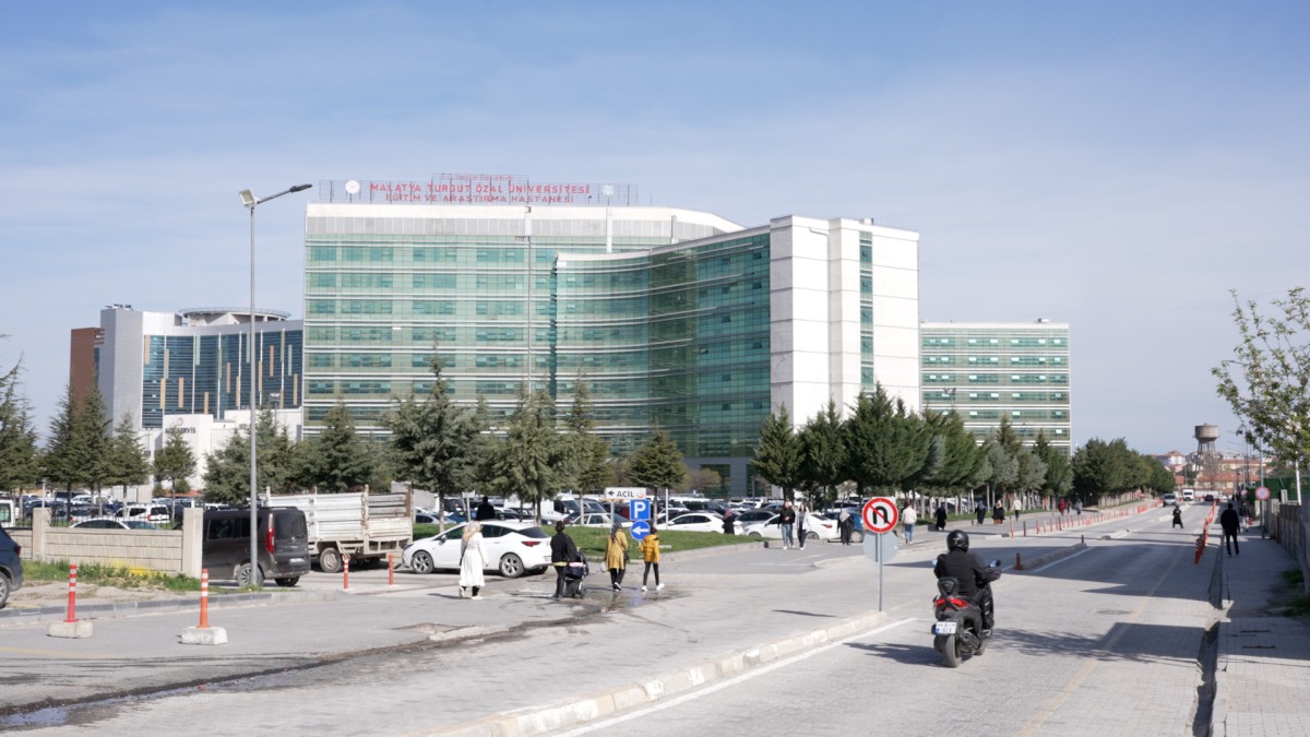 3 Hastaya Aynı Gün 'Şemsiye' Mucizesi