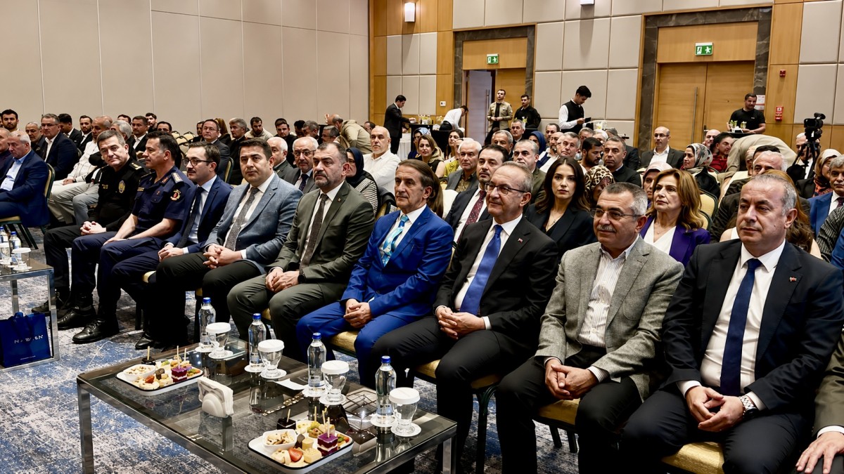 Valilikte Uzun Yıllar Görev Yapan Kılıç’a Duygusal Veda
