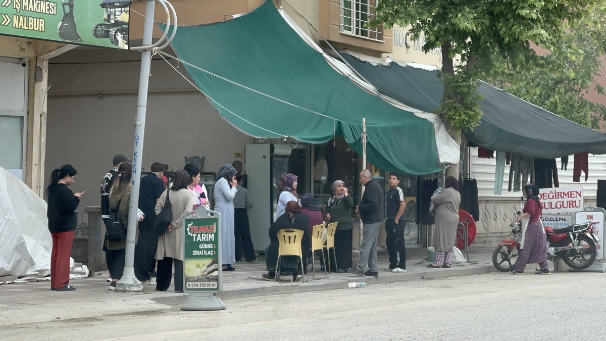 5.6’lık Deprem Sonrası Yetkililerden İlk Açıklamalar Geldi