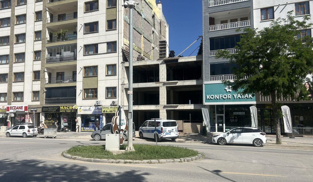 Yerinde Dönüşüm İnşaatında İş Kazası: İşçi Yaralandı
