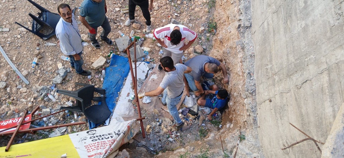 Çocuğun Yaralandığı İnşaatta Skandal İhmal! Battalgazi Zabıtası Harekete Geçti