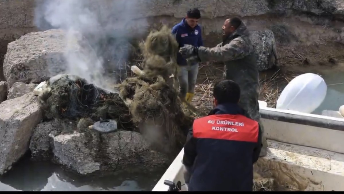  Kaçak Avcılığa Geçit Yok: 15 Bin 100 Metre Ağ İmha Edildi