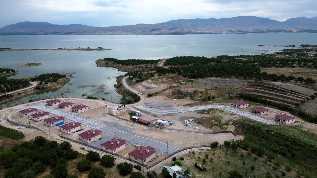 Kadıçayırı Mahallesi Görenleri Hayran Bırakıyor